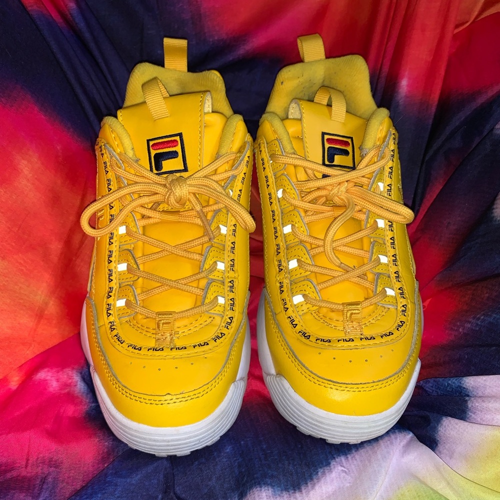 Yellow Filas
